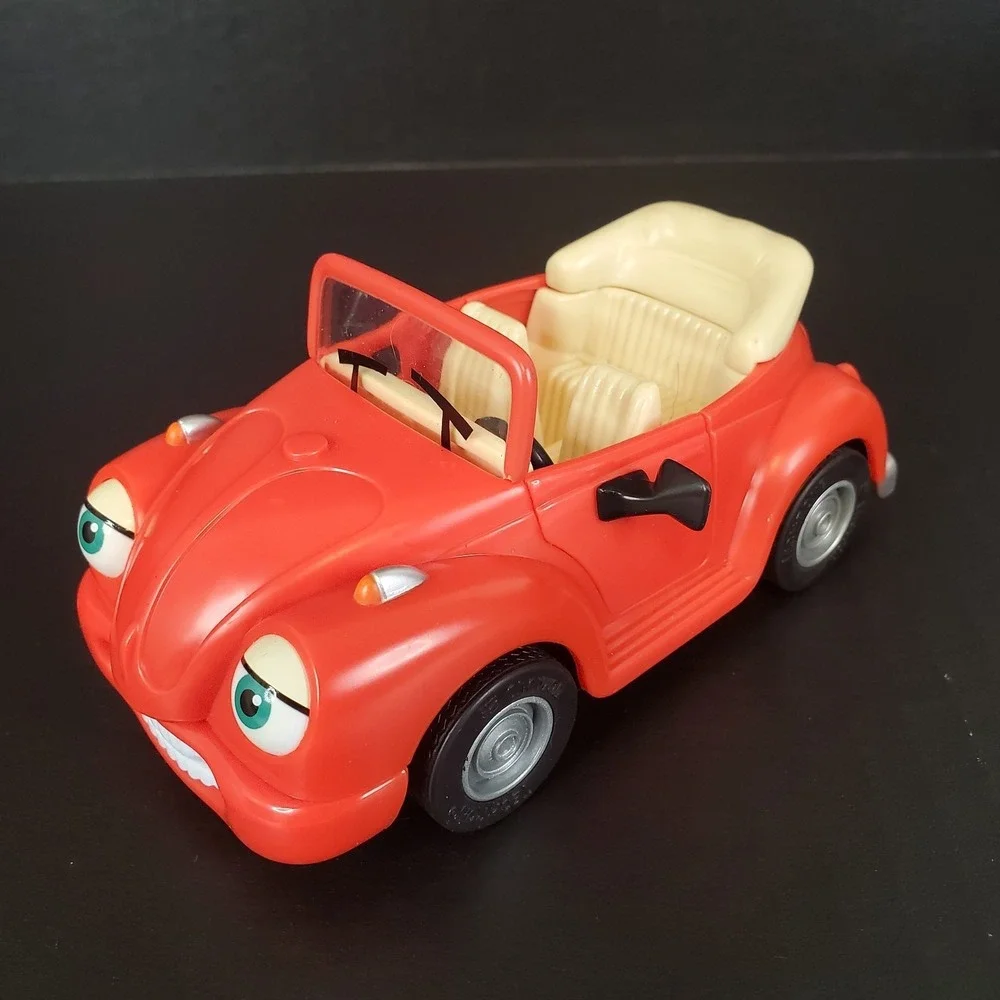 Chevron Cars Rudy Ragtop Convertible Bug Red Smiling VW‎ Volkswagen No. 15